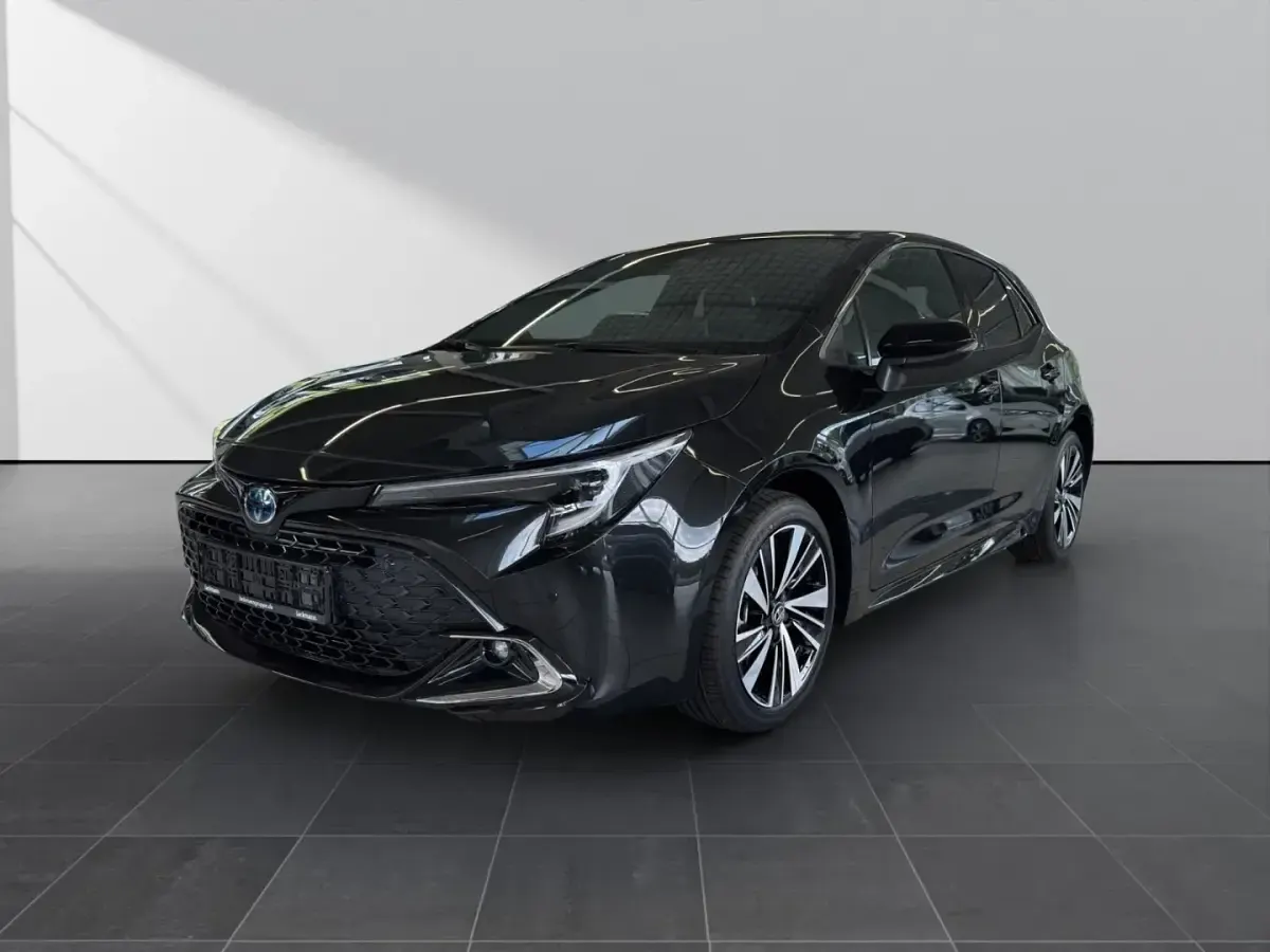 Gebraucht Toyota Corolla Hybrid 140 PS (102 kW) 2026 Limousine