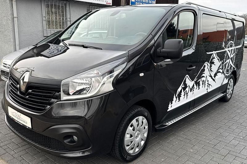 Gebraucht Renault Trafic 121 PS (88 kW) 2019 Schwarz Van / Kleinbus