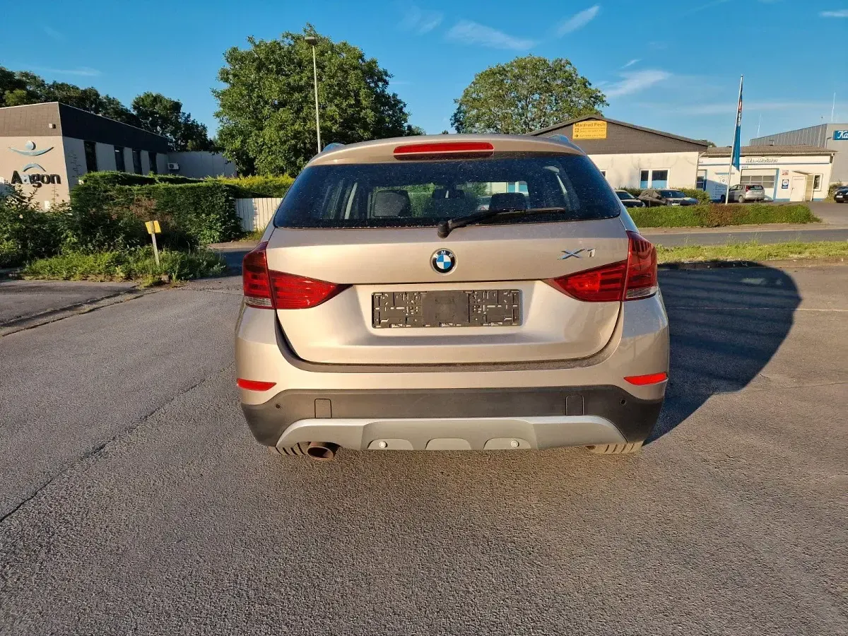 Gebraucht BMW X1 xLine 116 PS (85 kW) 2013 Silber SUV
