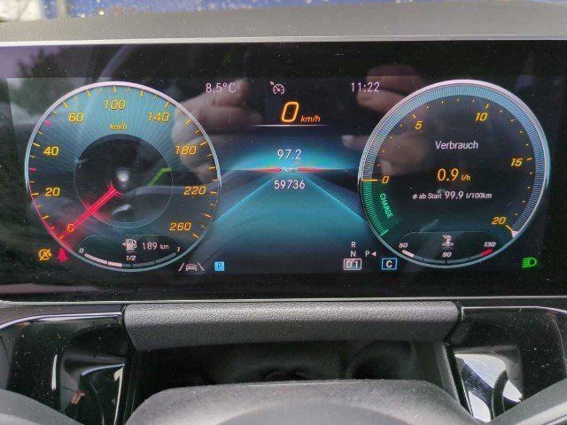 Gebraucht Mercedes B180 AMG line 136 PS (100 kW) 2020 Weiß metallic Kleinwagen