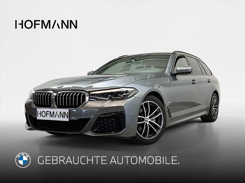 Grau Gebraucht 2022 BMW 520 M Sport Kombi | 35.636 € (Fairer Preis) - Bild 1/2