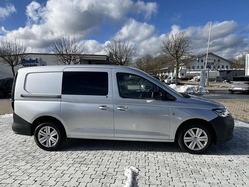 Gebraucht VW Caddy Maxi R 122 PS (89 kW) 2022 Reflexsilber Van / Kleinbus