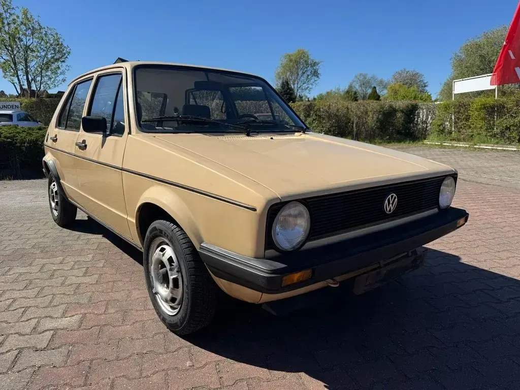 Brugt VW Golf I 50 HK (36 kW) 1983 Beige Hatchback