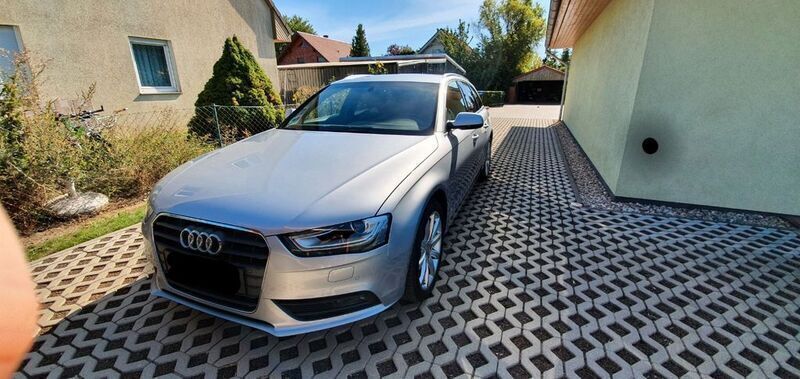 Silber Gebraucht 2015 Audi A4 Sport Kombi | 16.399 € (Etwas zu teuer) - Bild 1/4