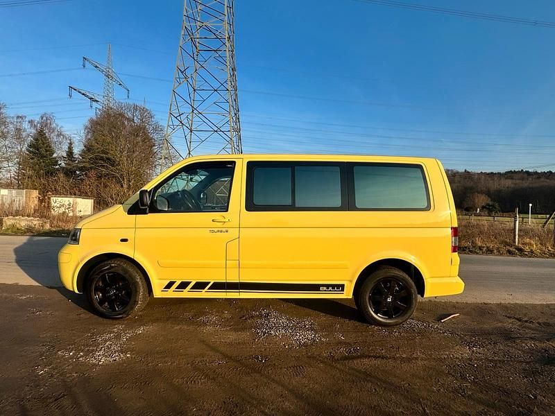 Gebraucht VW Multivan Highline 174 PS (127 kW) 2004 Gelb Van