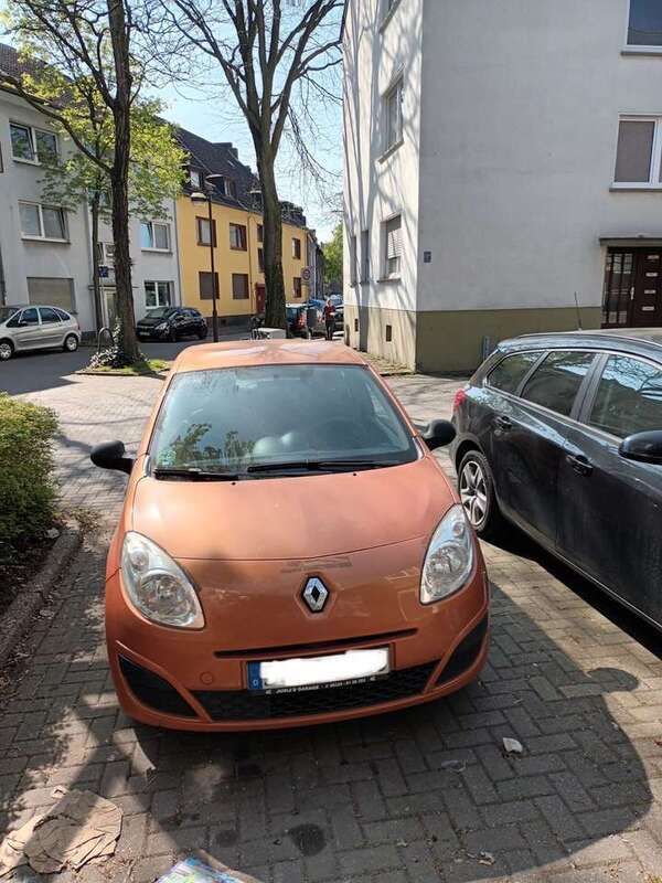 Orange Gebraucht 2010 Renault Twingo Expression Kleinwagen | 2.800 € (Fairer Preis) - Bild 1/4