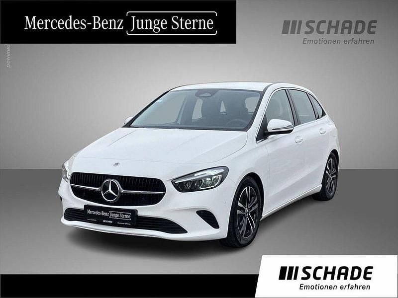 Gebraucht Mercedes B200 Progressive 163 PS (119 kW) 2024 Weiß Van / Kleinbus