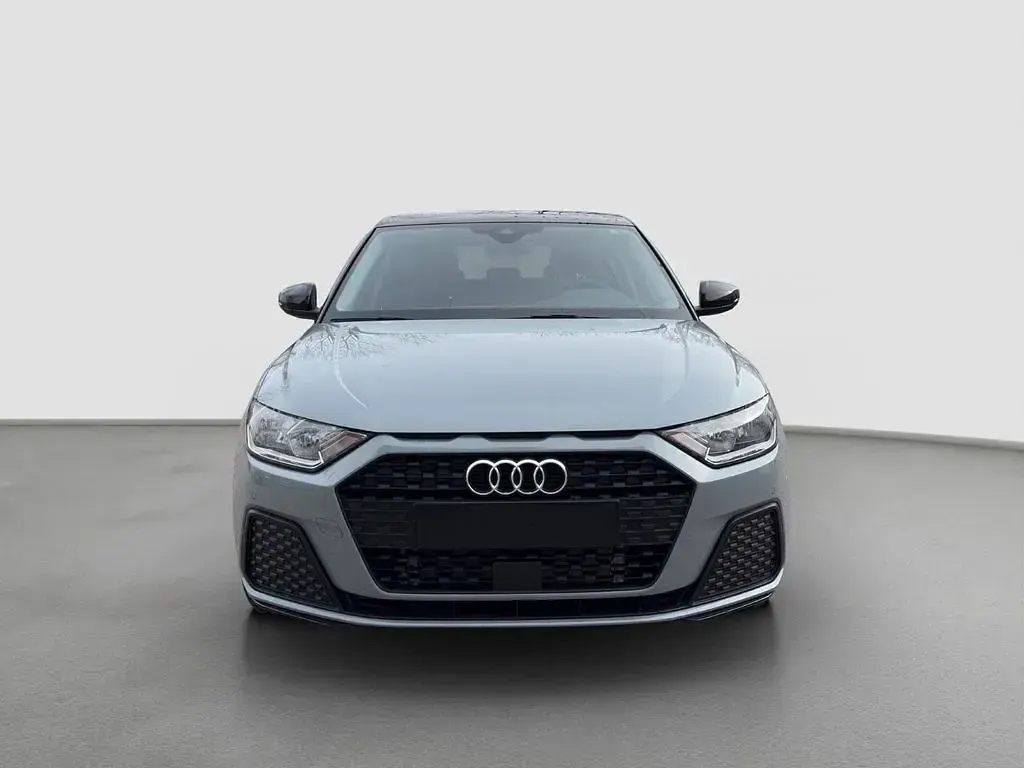 Gebraucht Audi A1 Sportback 116 PS (85 kW) 2026 Grau Kleinwagen