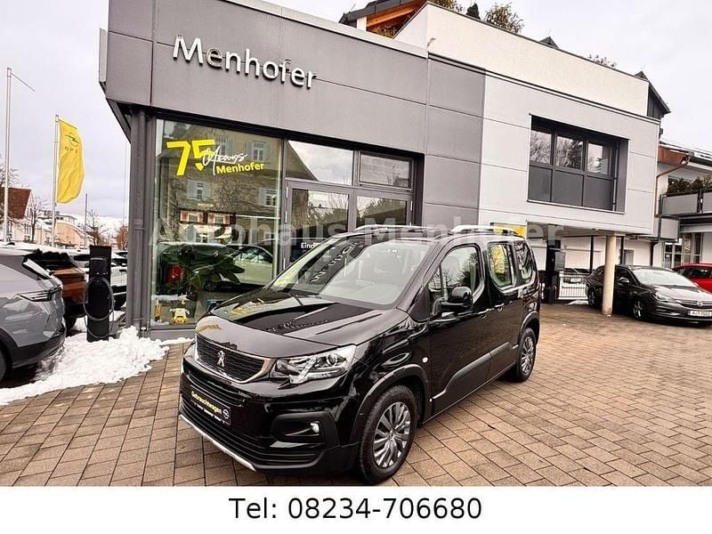 Schwarz Gebraucht 2019 Peugeot Rifter Allure Van / Kleinbus | 15.250 € (Guter Preis) - Bild 1/4