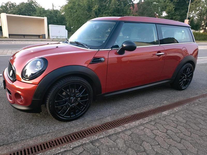 Silber Gebraucht 2014 Mini Clubman Kombi | 9.650 € - Bild 1/4