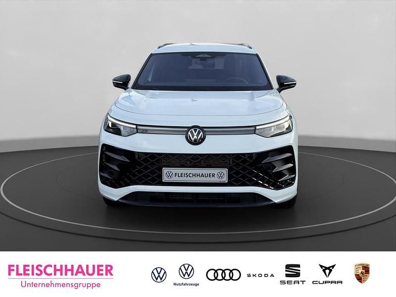 Neu VW Tayron R-line 193 PS (141 kW) 2026 Weiss SUV