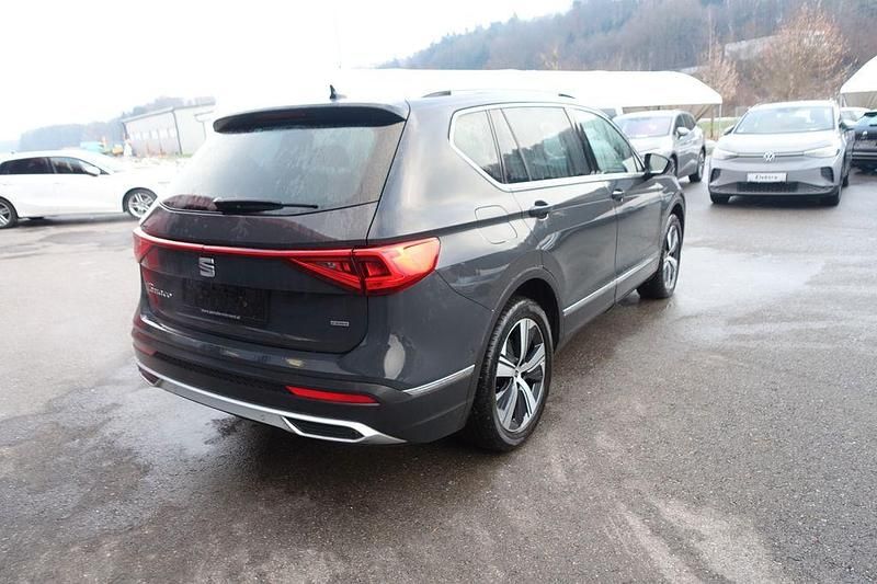 Gebraucht Seat Tarraco Xperience 150 PS (110 kW) 2023 Grau SUV