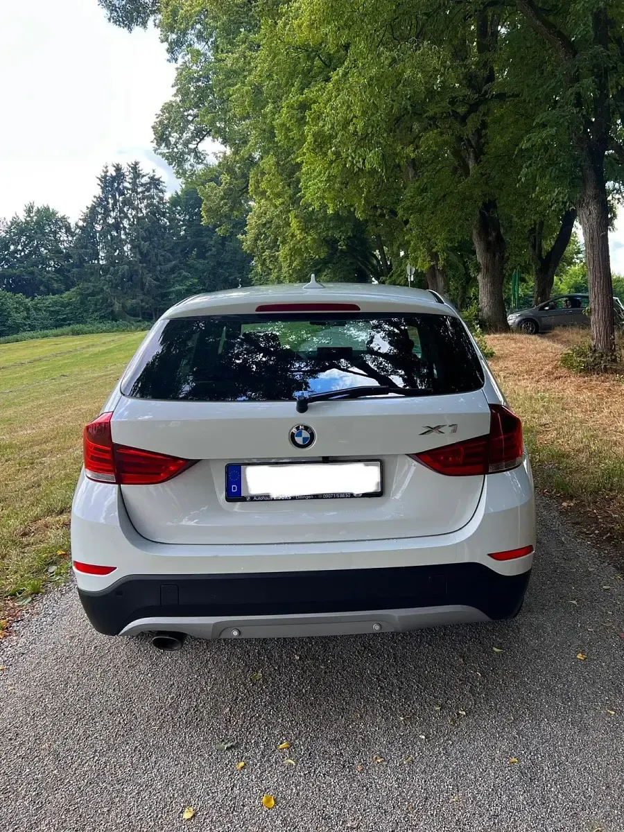 Gebraucht BMW X1 184 PS (135 kW) 2014 Weiß SUV