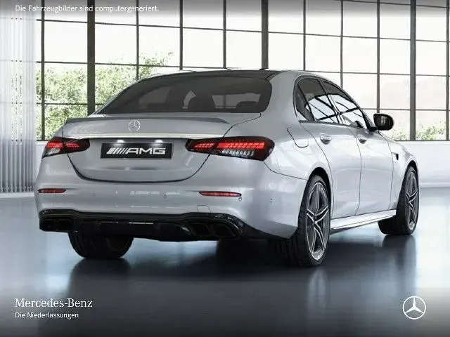Gebraucht Mercedes E63S AMG AMG 612 PS (450 kW) 2023 Silber Limousine