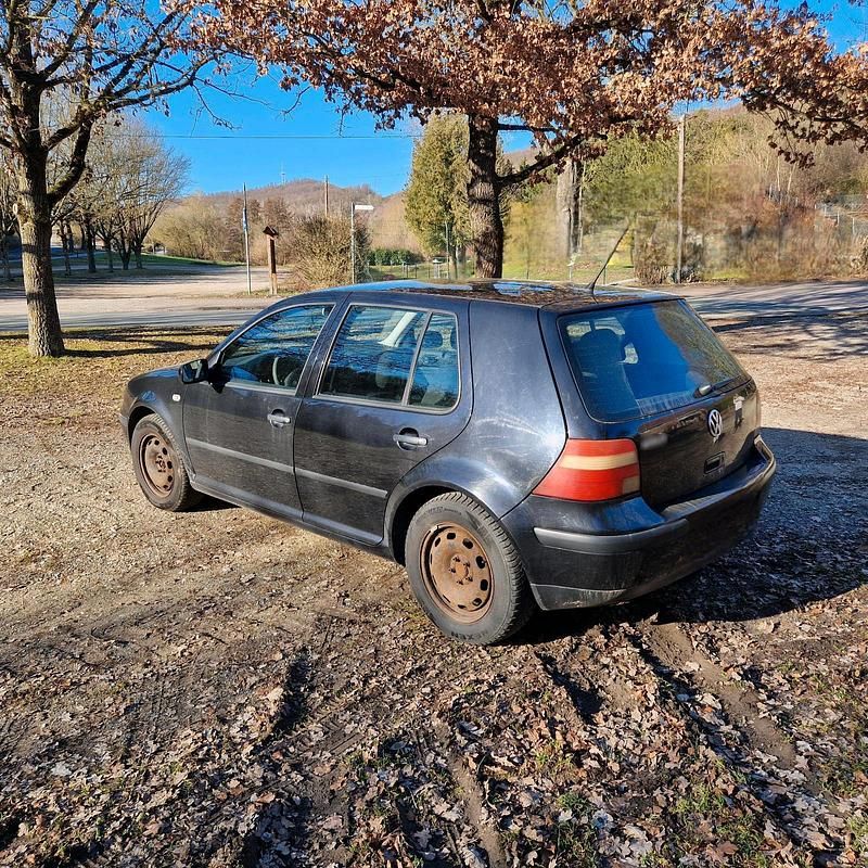 Gebraucht VW Golf IV 75 PS (55 kW) 2003 Schwarz Kleinwagen
