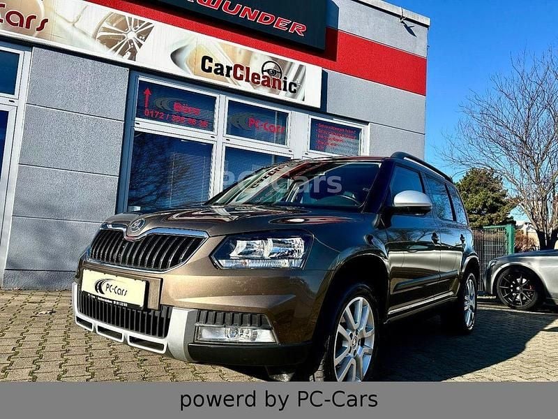 Braun Gebraucht 2014 Skoda Yeti Ambition SUV | 8.890 € (Guter Preis) - Bild 1/4