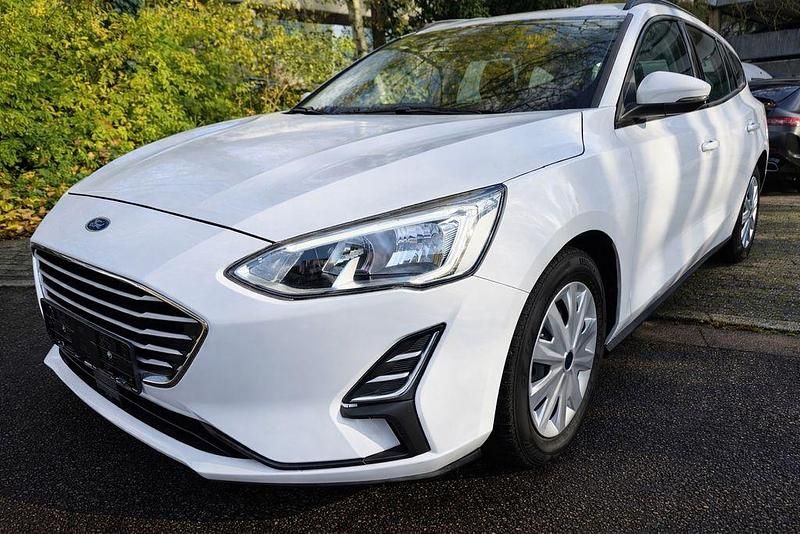 Gebraucht Ford Focus Trend 86 PS (63 kW) 2019 Weiß Limousine