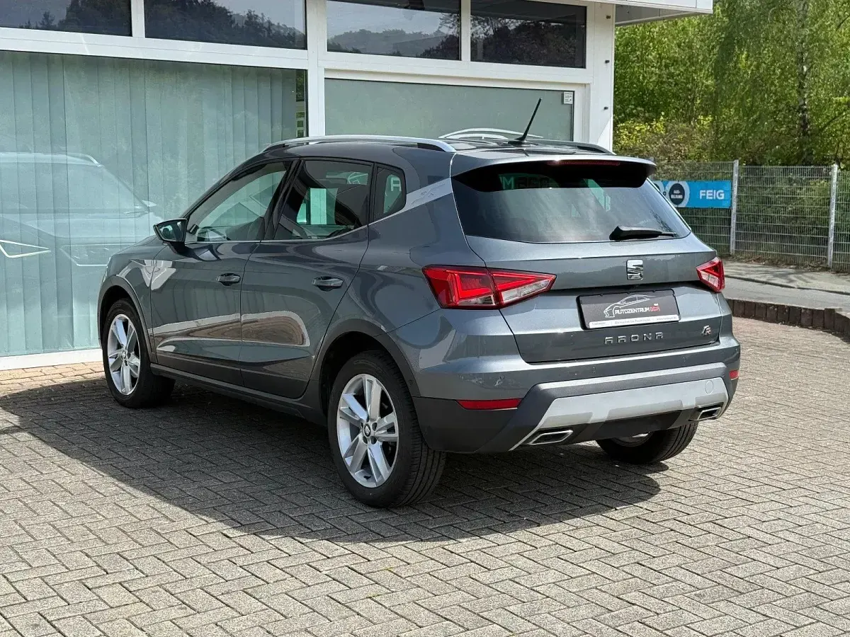 Gebraucht Seat Arona FR 116 PS (85 kW) 2018 Grau SUV