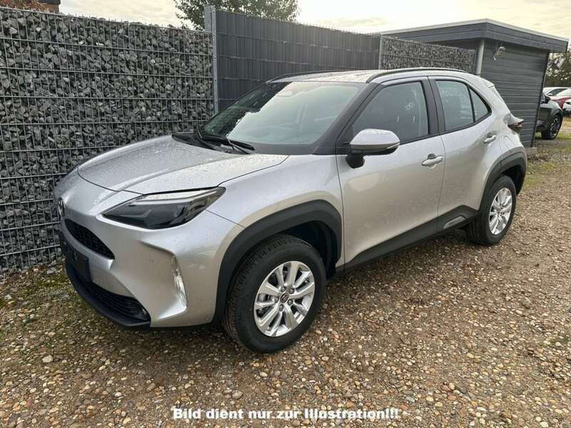 Wählbar ggf. mit aufpreis Neu 2025 Toyota Yaris Cross Active SUV | 25.260 € - Bild 1/1