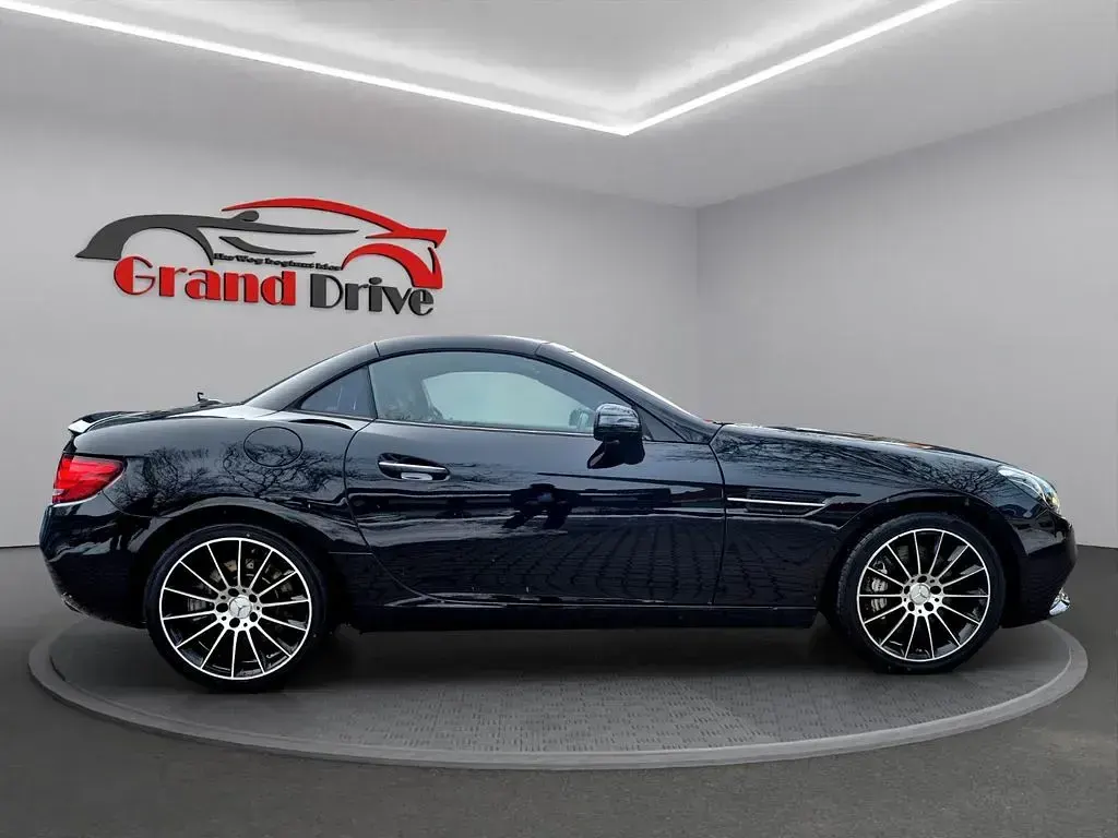 Gebraucht Mercedes SLC43 AMG AMG 367 PS (269 kW) 2017 Schwarz Coupé