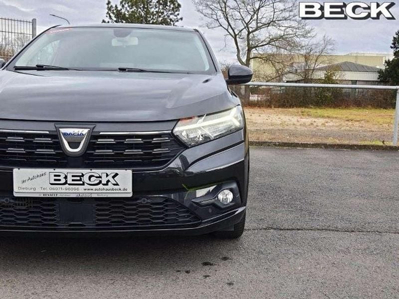 Gebraucht Dacia Sandero Comfort 91 PS (66 kW) 2021 Perlmuttschwarz Kleinwagen