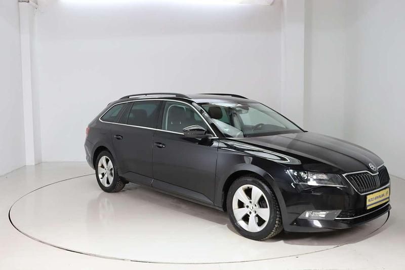 Gebraucht Skoda Superb 190 PS (139 kW) 2016 Schwarz Kombi