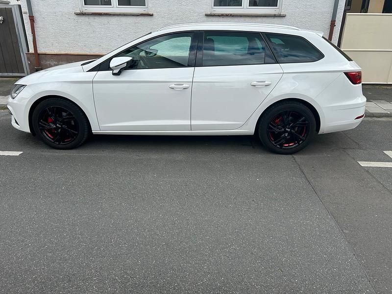 Gebraucht Seat Leon 150 PS (110 kW) 2017 Weiß Kombi