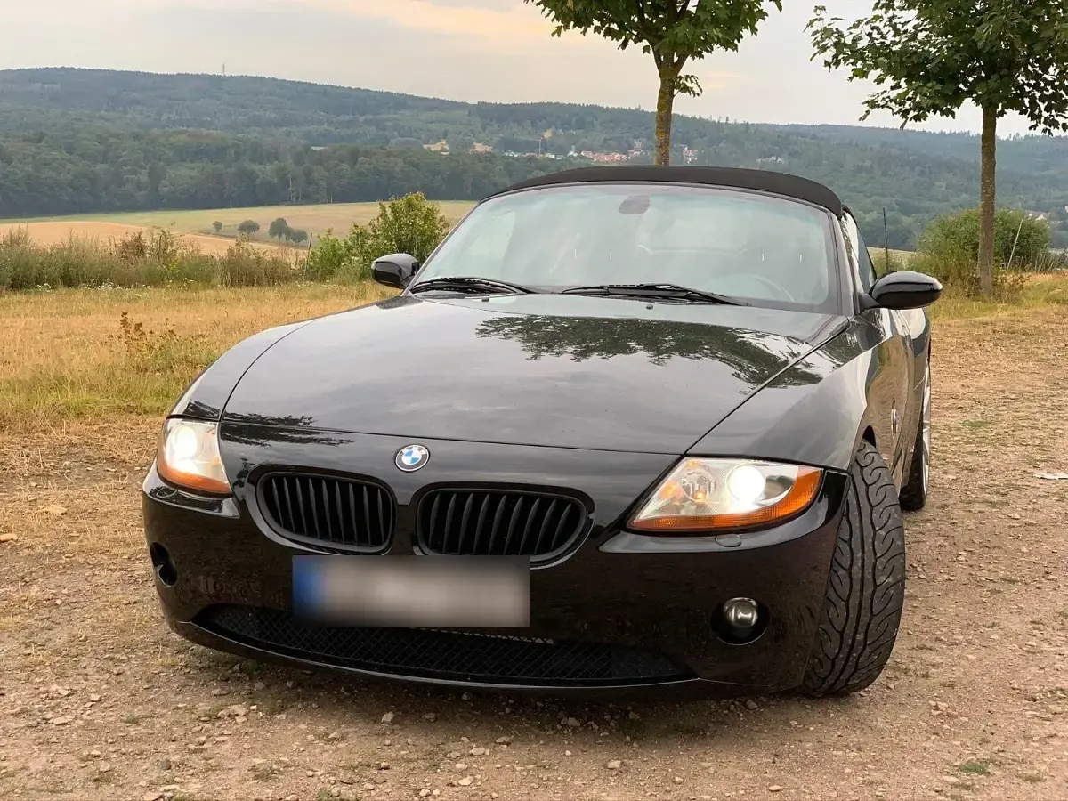Gebraucht BMW Z4 Performance 231 PS (169 kW) 2003 Schwarz Cabrio