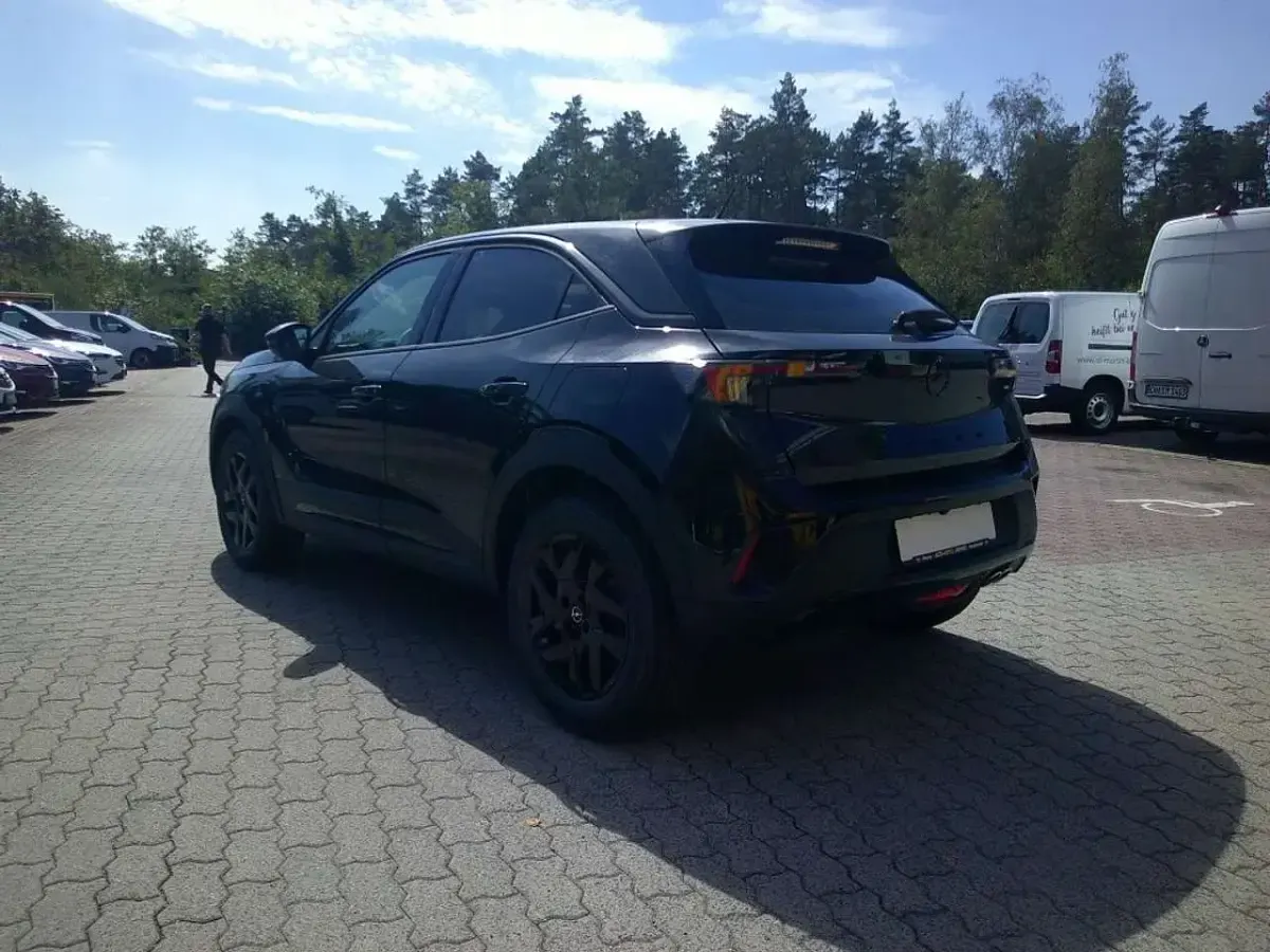Gebraucht Opel Mokka 136 PS (100 kW) 2025 Karbon schwarz metallic SUV