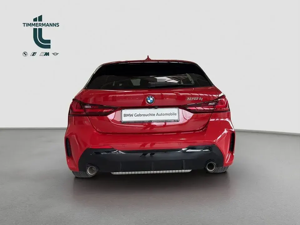 Gebraucht BMW 128 Sport Line 265 PS (194 kW) 2024 Rot Limousine