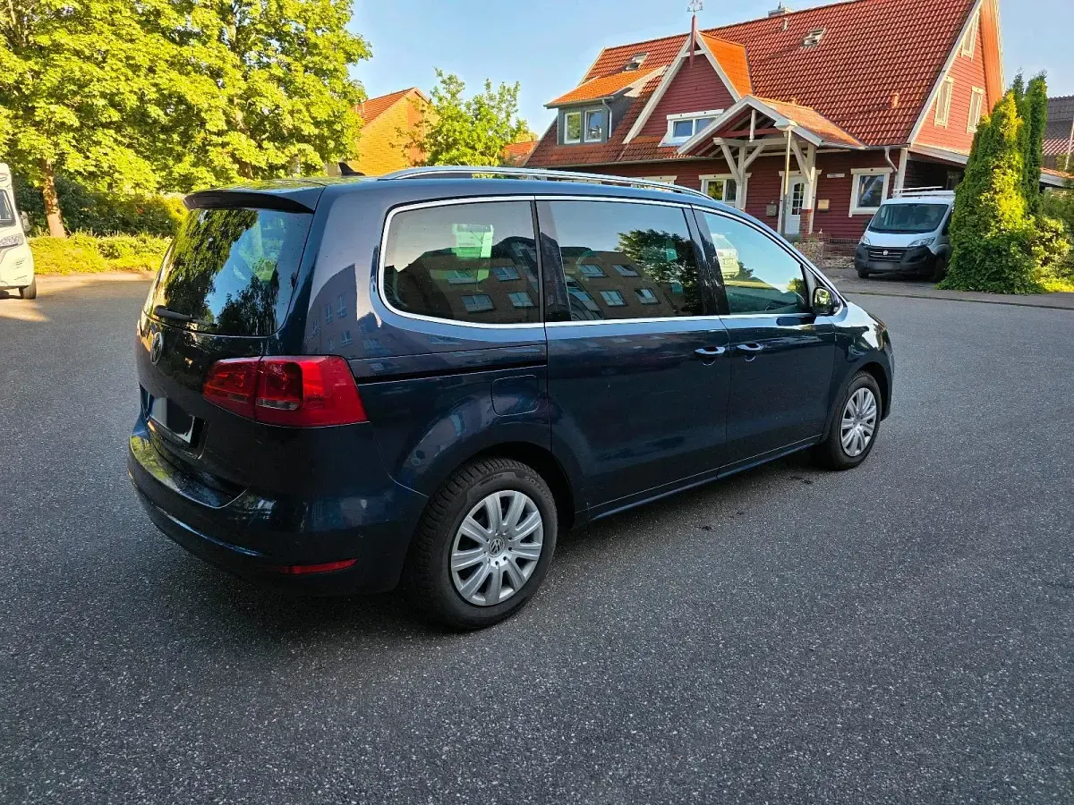 Gebraucht VW Sharan 170 PS (125 kW) 2012 Blau Van / Kleinbus