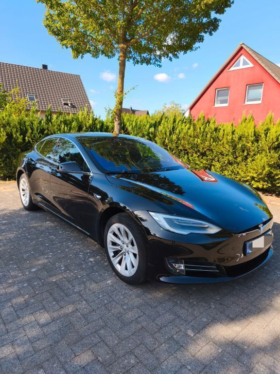 Schwarz Gebraucht 2017 Tesla Model S Limousine | 17.500 € (Superpreis) - Bild 1/4