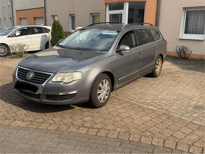 Gebraucht VW Passat 140 PS (102 kW) 2007 Grau Kombi