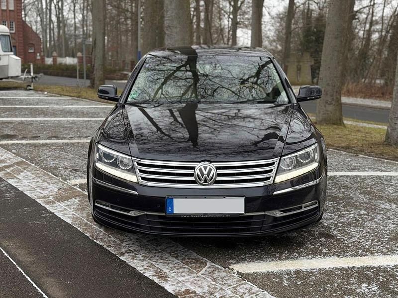 Second-hand VW Phaeton 239 CP (175 kW) 2013 Negru Berlinǎ