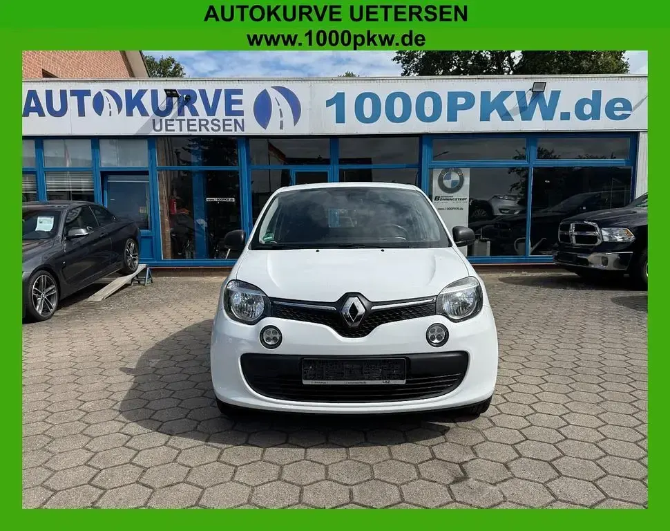 Gebraucht Renault Twingo Life 69 PS (50 kW) 2016 Weiß Kleinwagen
