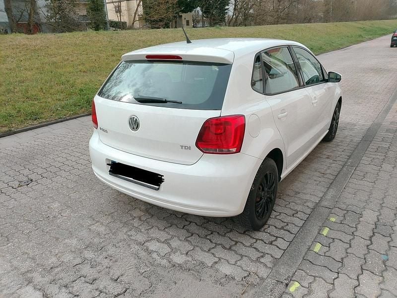 Gebraucht VW Polo 75 PS (55 kW) 2014 Weiß Kleinwagen