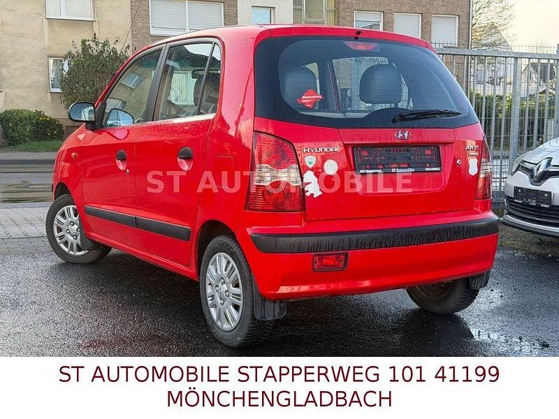 Gebraucht Hyundai Atos 63 PS (46 kW) 2007 Rot Kleinwagen