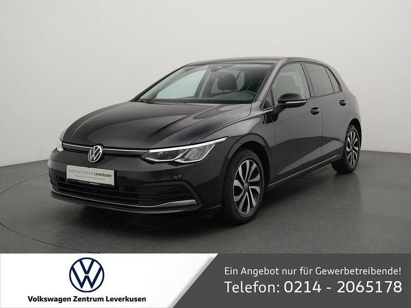 Gebraucht VW Golf VII Active 150 PS (110 kW) 2021 Schwarz Kleinwagen