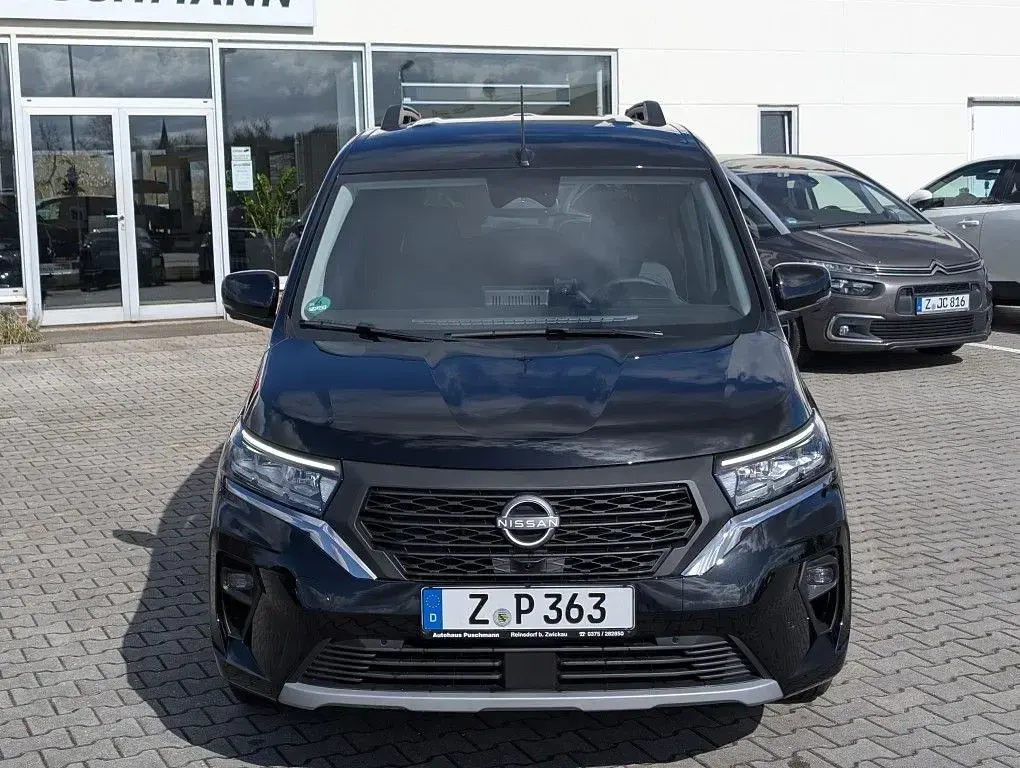 Neu Nissan Townstar Tekna 131 PS (96 kW) 2025 Schwarz Kombi