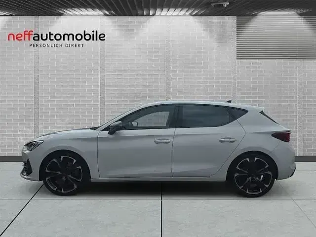 Gebraucht Cupra Leon VZ 245 PS (180 kW) 2024 Weiß Limousine