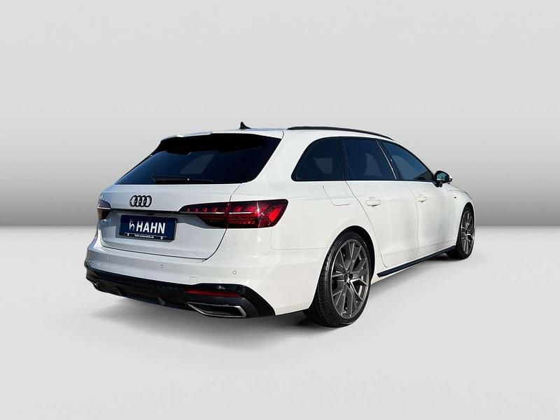Gebraucht Audi A4 S-Line 204 PS (150 kW) 2022 Weiß Kombi