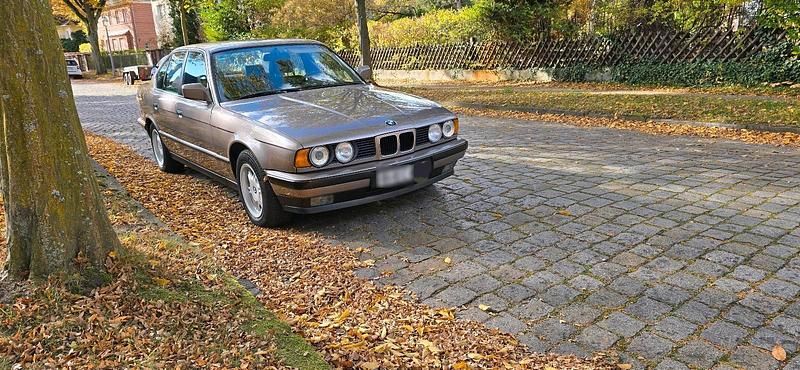 Gebraucht BMW 525 170 PS (125 kW) 1988 Beige Limousine