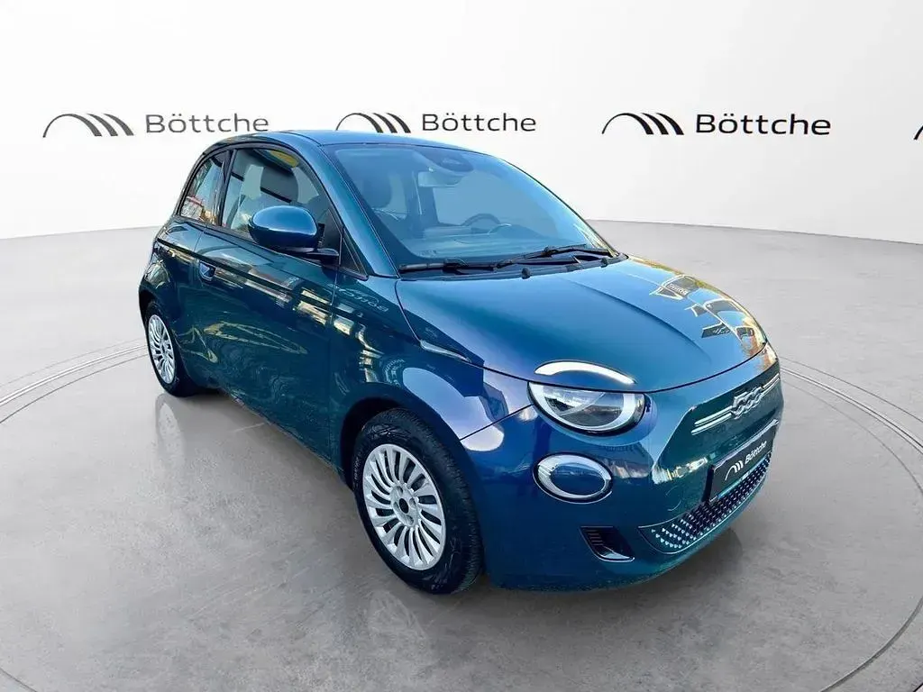 Gebraucht Fiat 500e 86 kW (118 PS) 2023 Ozean grün Kleinwagen