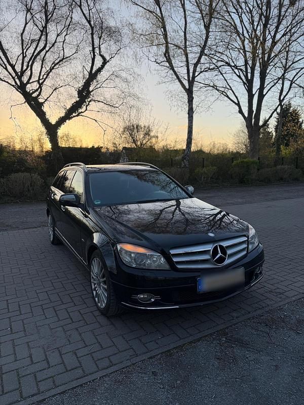 Gebraucht Mercedes C220 170 PS (125 kW) 2008 Schwarz Kombi