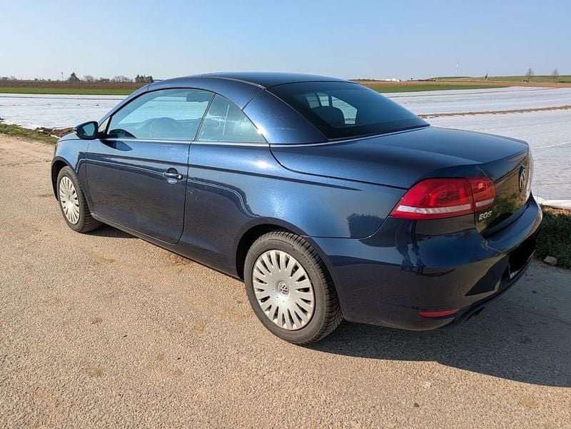 Gebraucht VW Eos 160 PS (117 kW) 2012 Blau Cabrio