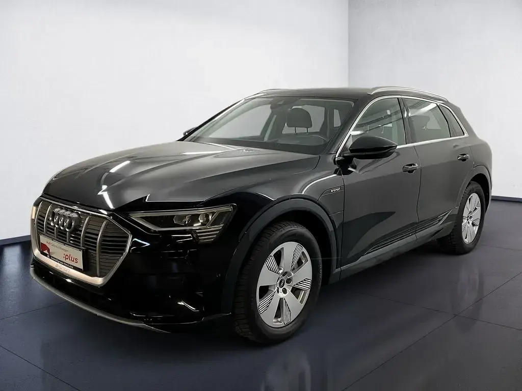 Gebraucht Audi e-tron Advanced Plus 300 kW (408 PS) 2021 Mythosschwarz metallic SUV