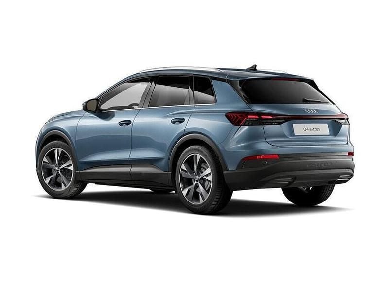 Gebraucht Audi Q4 e-tron Ambiente 150 kW (204 PS) 2025 Geysirblau metallic SUV