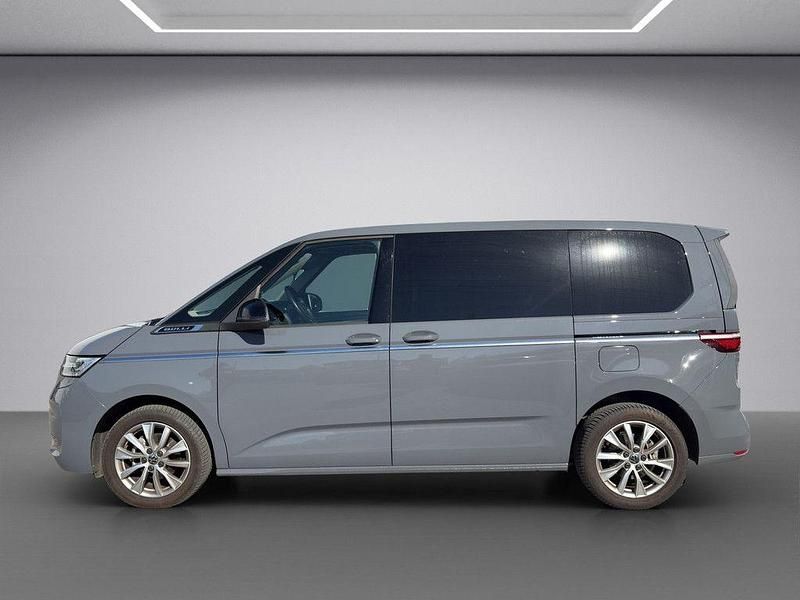 Gebraucht VW T7 Style 150 PS (110 kW) 2023 Pure grey Van