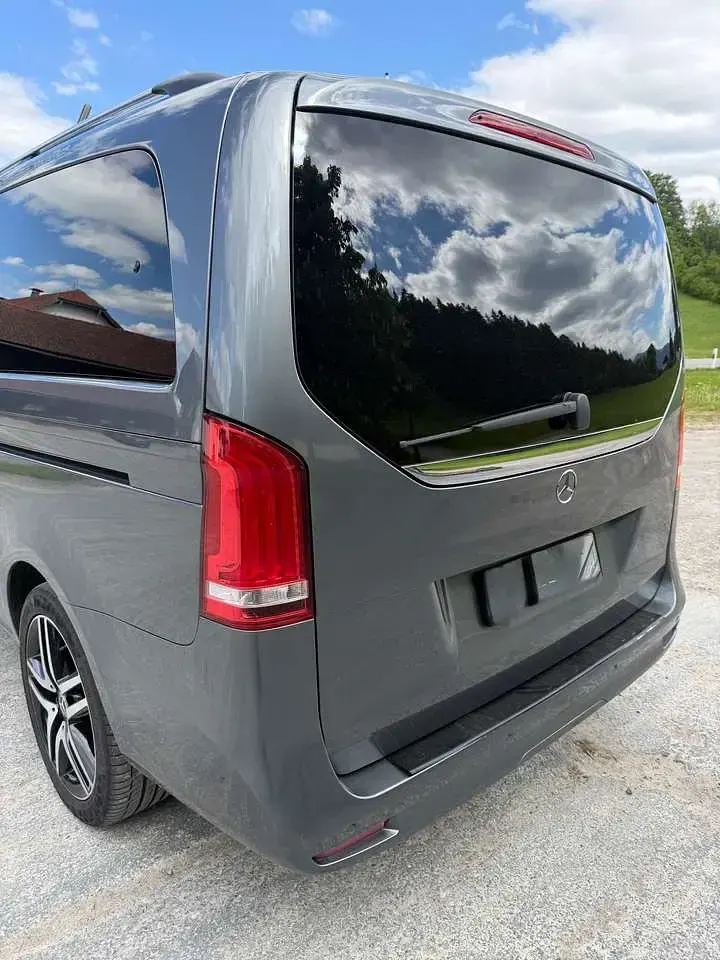 Gebraucht Mercedes V250 190 PS (139 kW) 2021 Grau Van / Kleinbus