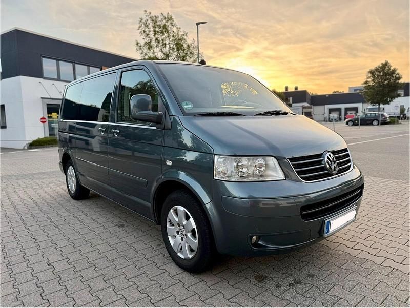 Grau Gebraucht 2007 VW T5 Van | 7.800 € (Guter Preis) - Bild 1/4